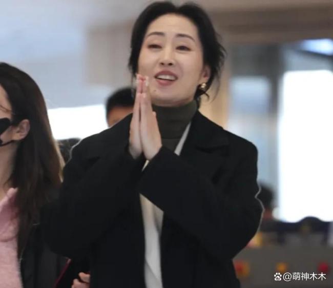 伊能静央视春晚备播上班路透