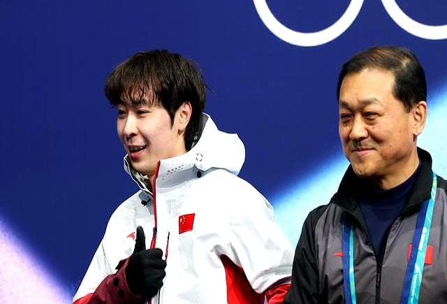 花滑男单太抓马了 金博洋稳进自由滑