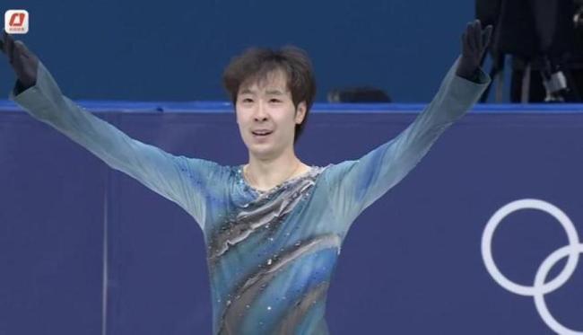 金博洋的换PIN形状太带派了 赛场老兵的坚握与荣耀