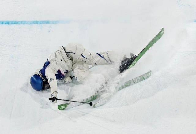 谷爱凌“吐槽”海外雪联安排不公说念 赛程碎裂影响磨练