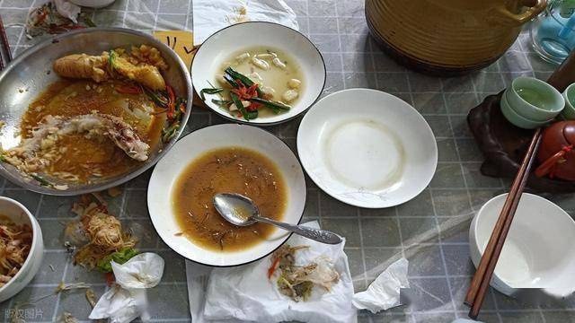 过年期间这3种剩菜真的不要留 健康隐患大