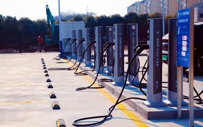 臆想员:中国或将成真的“电力国度” 点亮过去之路