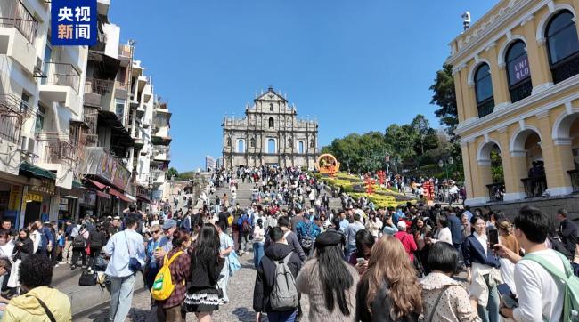 全球看春晚！总台春晚宣传片亮相澳门