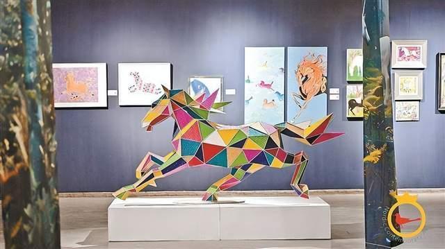 从非遗中的马元素感受浓浓年味 传统与创新交融