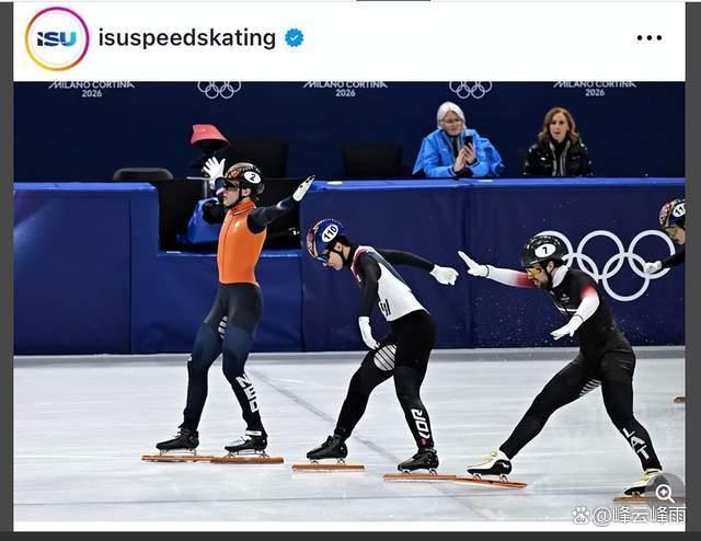 孙龙被判犯规满脸疑惑