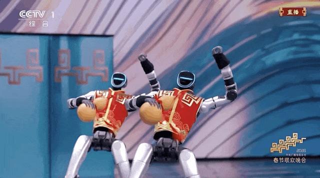 媒体东说念主：机器东说念主“硬控”春晚 科技与传统燃爆全场