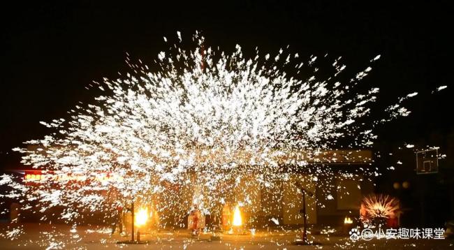 在山西过个非遗焰火年 烟花里的浪漫与传承