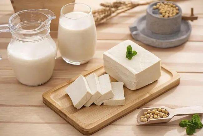 春节剩菜吃还是扔 剩菜处理全攻略