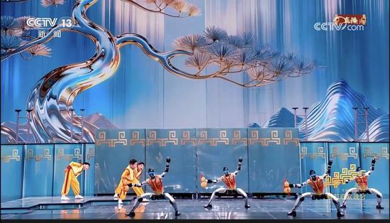 春晚引爆人形机器人产业热潮 科技走进生活