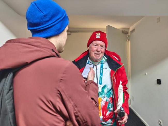 冬奥会速滑团体追逐夺牌的背后 老教练的传奇指导