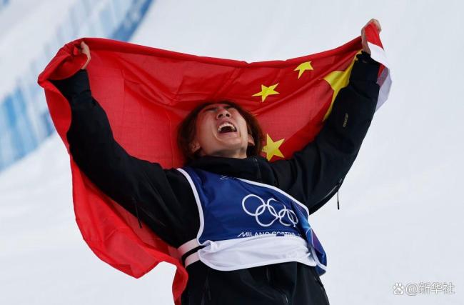 冰雪白 冬奥金 荣耀属于每份坚持