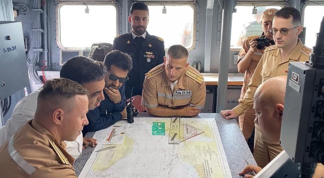 伊俄关键时期举行海上联演有何考量 展现防务合作与制衡美国