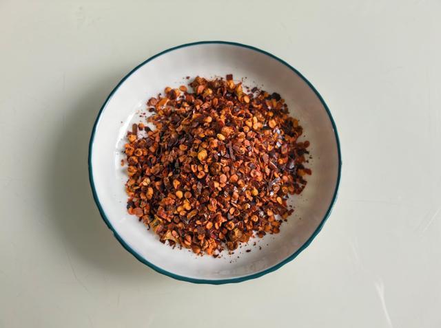 到底那儿的暖锅蘸料最厚味 地域密码解锁好意思味