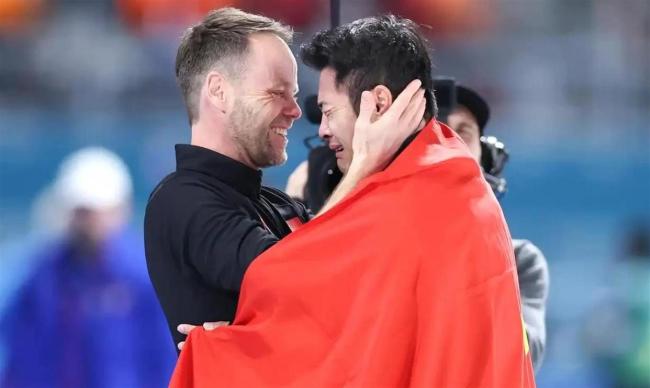 宁忠岩说一切都值得 亚洲速滑新纪录