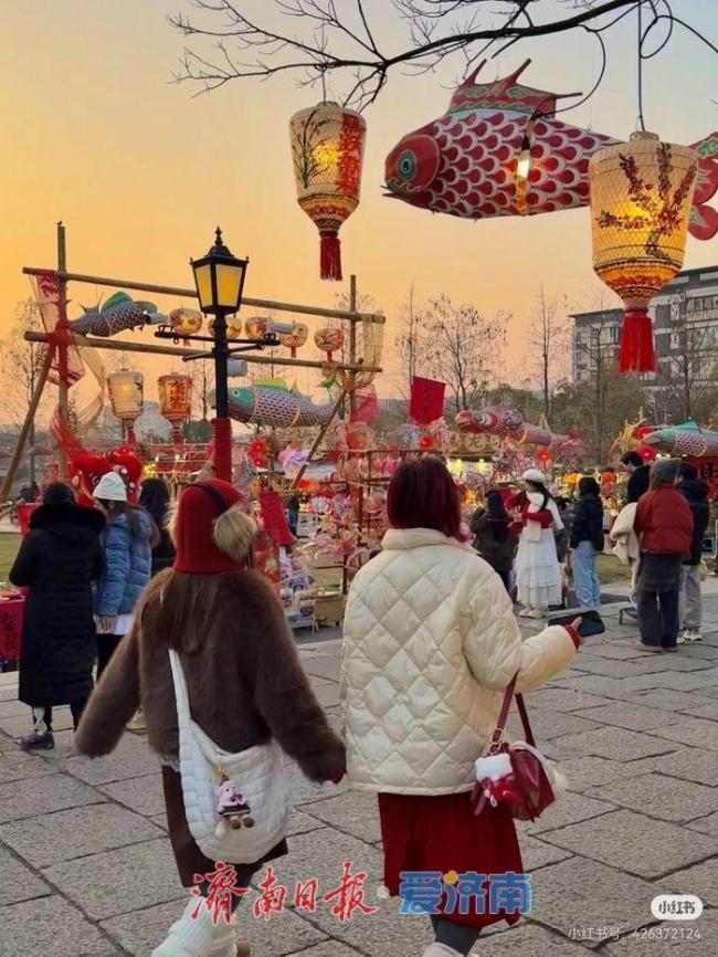 媒体:请读懂年轻人的春节新需求 创意与传承共舞