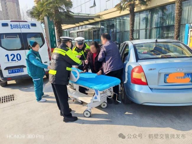 交警护航为患者开辟生命通道