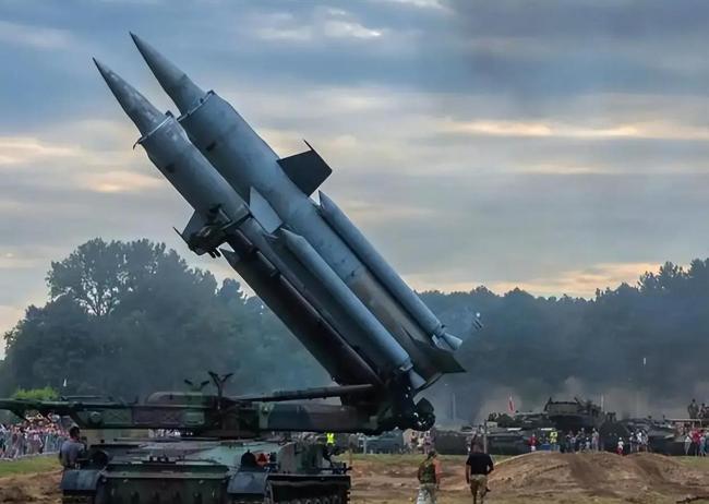 、卫星图像显示60余架美军机驻扎约旦基地 中东局势紧张升级