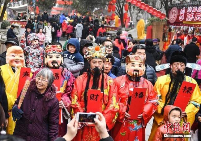 迎财神为什么各地不一样 民俗差异展现多元文化