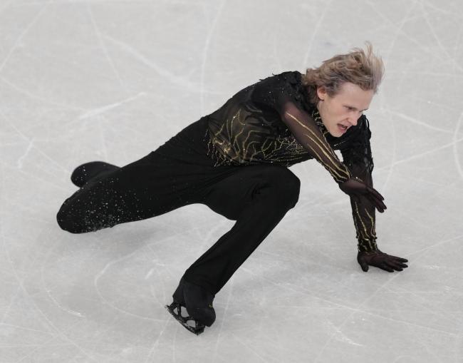 花滑新老交替 有人圆梦有人憾 赛场见证新星与老将更迭