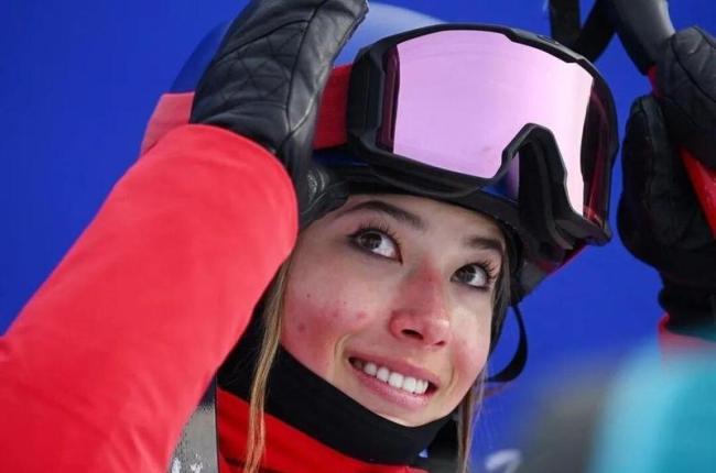 谷爱凌想让大家一眼认出她是女孩 女性运动员的视觉反叛