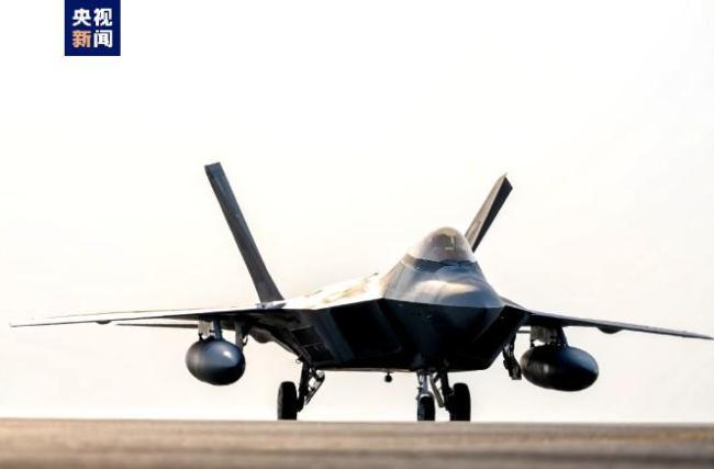 谈判前夕美伊持续“排兵布阵”：军事部署与外交信号并行