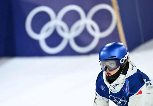 谷爱凌在赛场上嘴里咬的东西是啥 揭秘护齿牙套作用