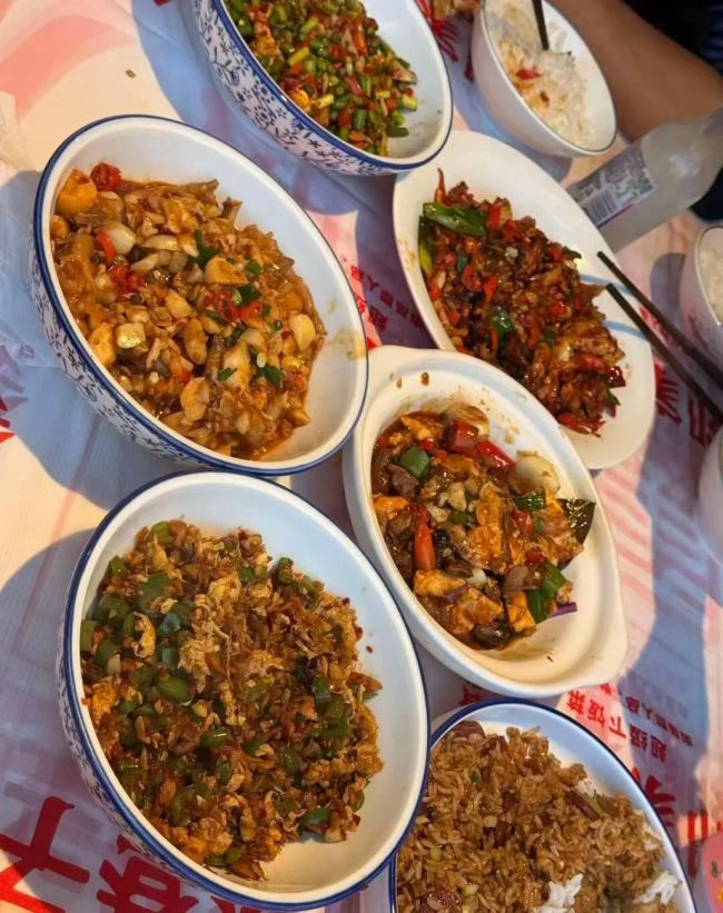 浙江网友喊话江西小炒赶紧开工 怀念味觉刺激