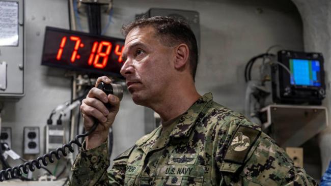 特朗普听取对伊军事行动汇报 紧张局势升级