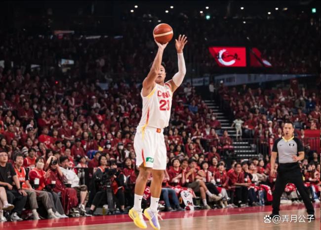 全场最高正负值十大股票配资,3记救命三分,29岁边缘国手轰生涯之战 上场 逆转日本立功