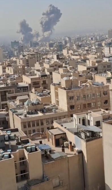 特朗普：美开始在伊实施重大作战行动 打击目标包括伊朗领导人