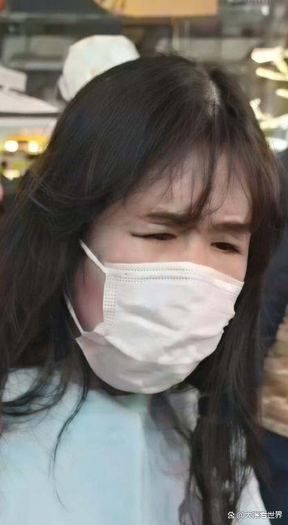 台湾女童在日本被路人撞飞，大批台湾青鸟说是中国人撞的，结果啪啪打脸，媒体证实是日本人