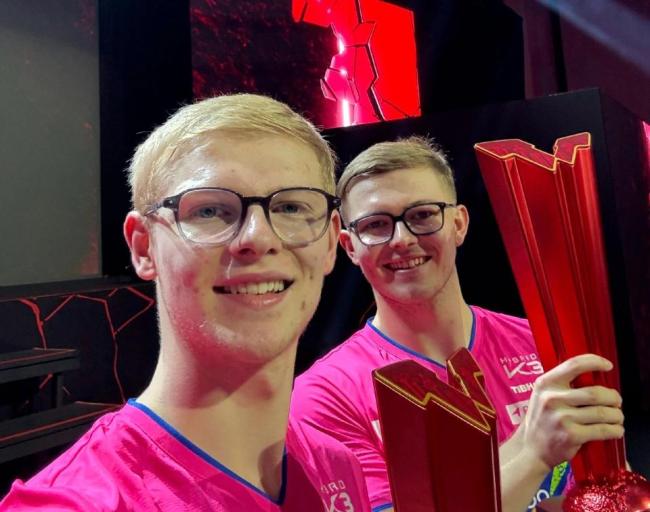 大满贯国乒连丢3冠！男单仅剩王楚钦 双打全军覆没