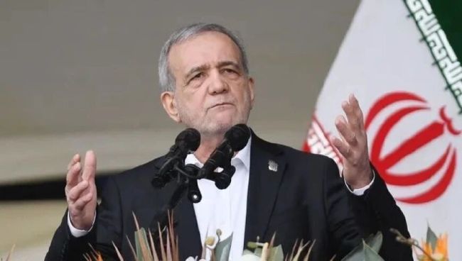 伊朗总统佩泽希奇扬向伊朗全国发表视频讲话 坚定回应袭击