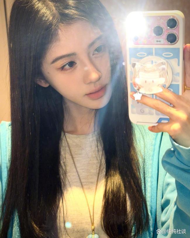 鞠婧祎化淡妆 真实感引发热议