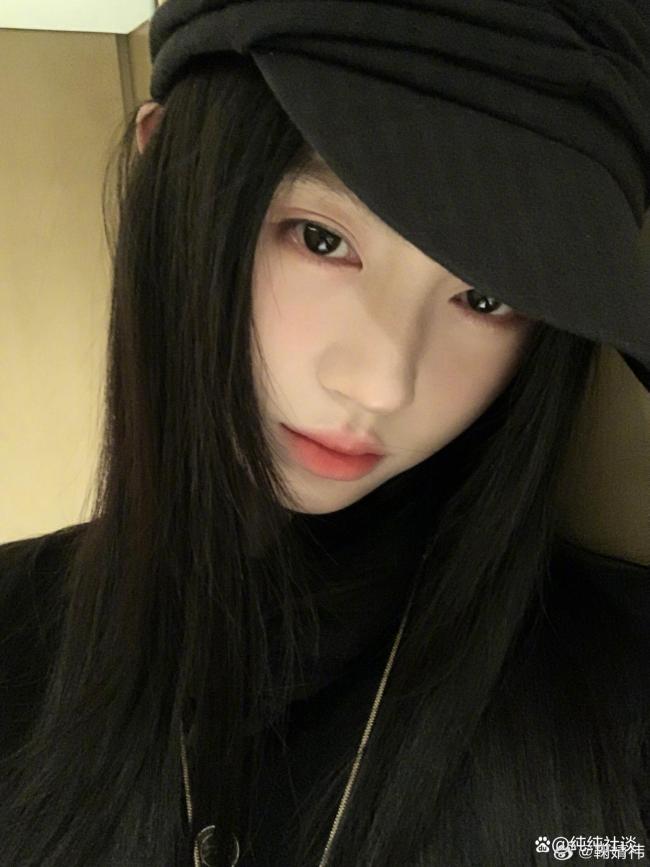 鞠婧祎化淡妆 真实感引发热议