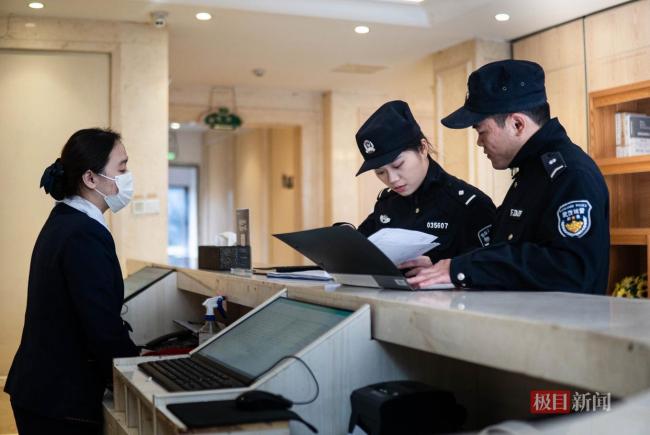 武汉洪山唯独95后女刑警探长许家敏:赤手锁喉1米8壮汉