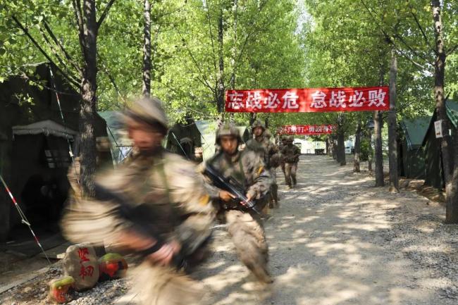 走近火箭军某部导弹工程兵 深山里的备战姿态