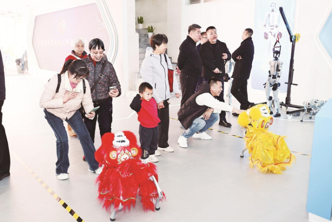 福建漳州的机器人春节很忙