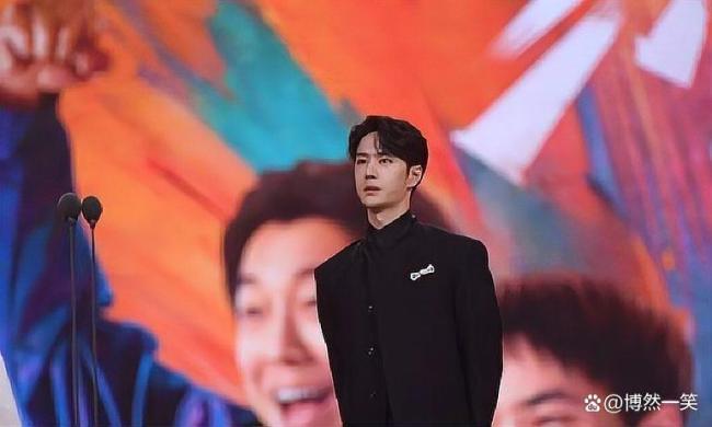 王一博巴黎时装周行程 四天三奢刷新纪录