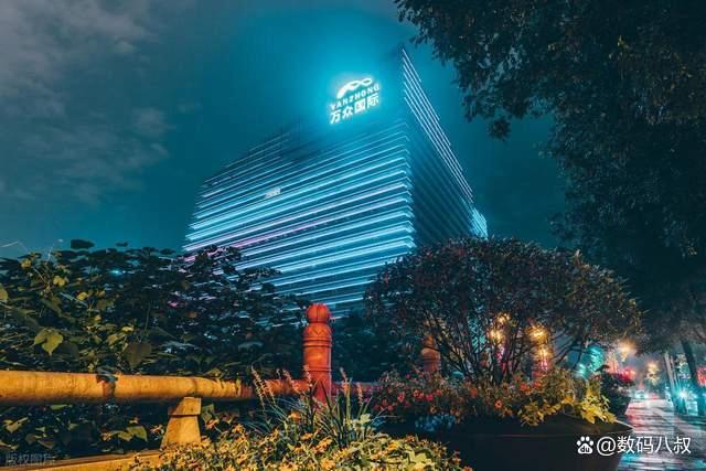 携程回应“天价机票” 系统故障还是定价失控?