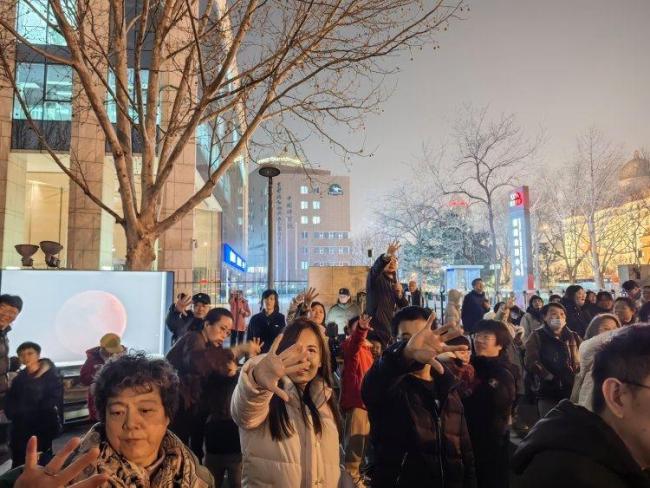 下次要等46年！30秒看元宵节月全食 红月奇观上演