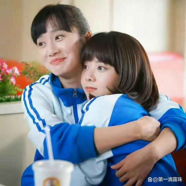 谭松韵董晴 真闺蜜二搭 十年情谊再续前缘
