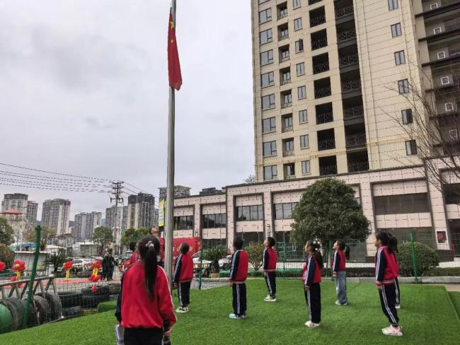 亲子同乐庆元宵 传统民俗点亮新学期 文化传承迎新程