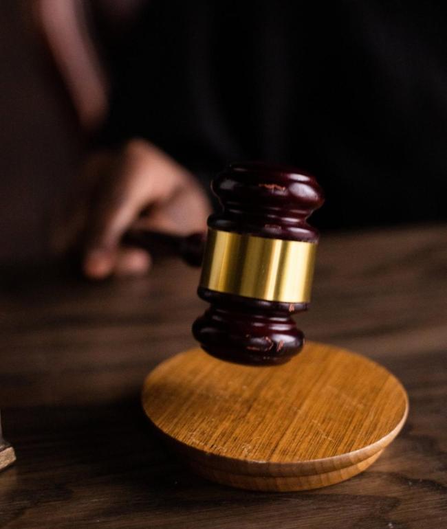 媒体:“10分钟加班官司”是堂法制课