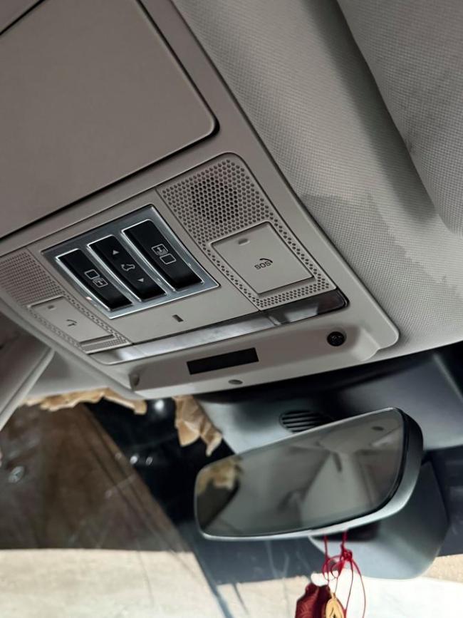 60多万元路虎五年两次漏风漏水 车主维权难