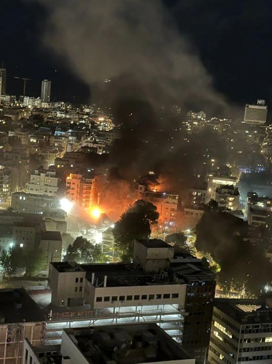 伊朗海空军打空,掏出最后王炸 进入狂暴模式反击