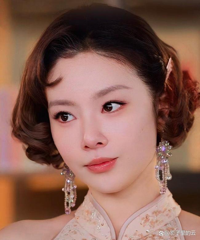 金鹤龙把王菊化成刘亦菲了