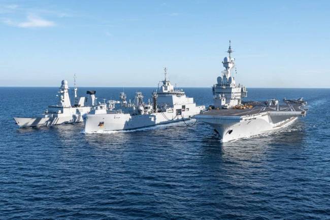 法国想介入中东 追随美以步伐