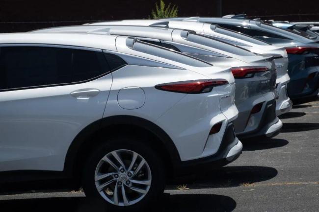 政协委员建议取消私家车年审制度 推动车辆监管现代化