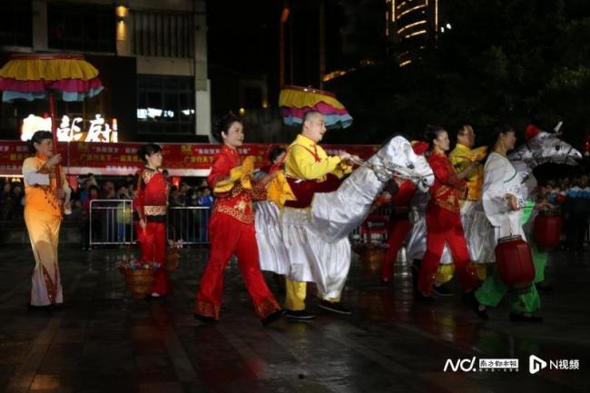 非遗巡游的妆造美出了新高度 马年新春非遗盛宴